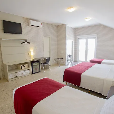 Hotel Confiance Soho Batel-3